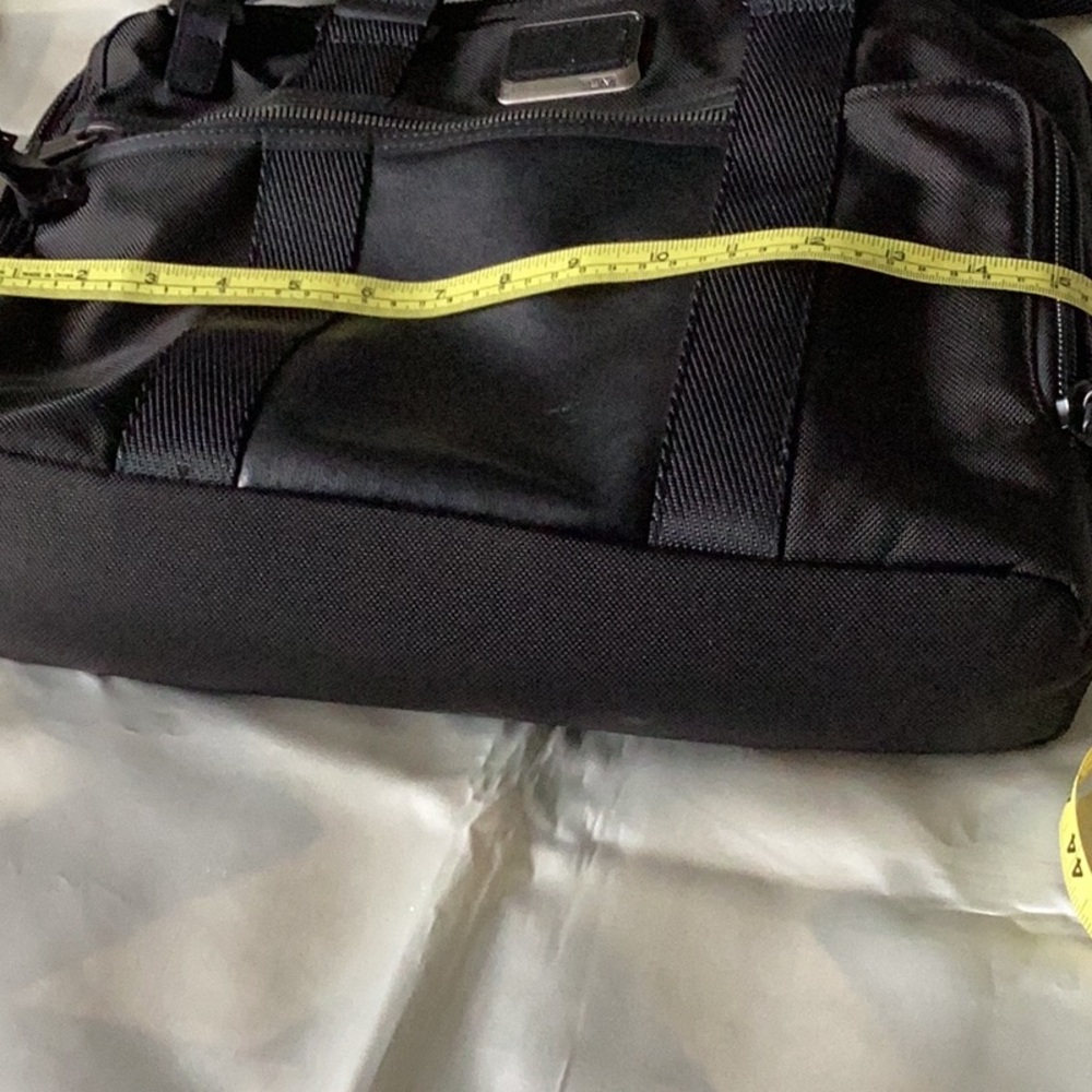 Tumi Briefcase - Picture 11 of 12